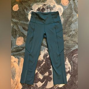 Lululemon Fast & Free 19” size 4 deep teal - preowned, very good condi…